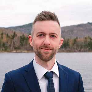 Photo of agent Dustin Parsons