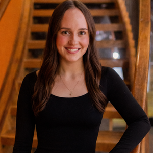 Photo of agent Bree Anstey